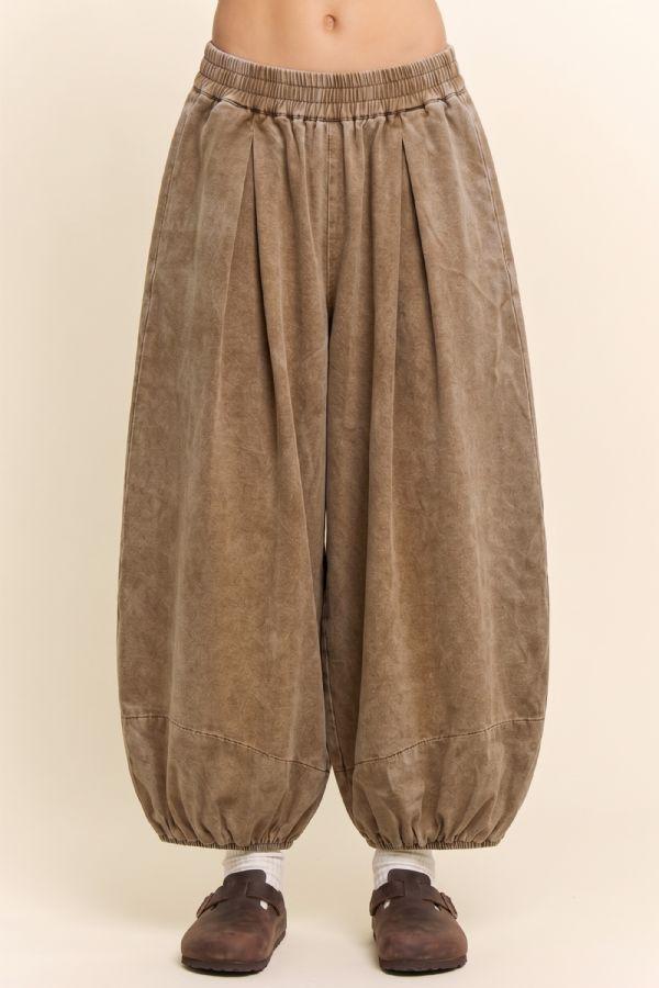 Pleated Balloon Pants -Mocho