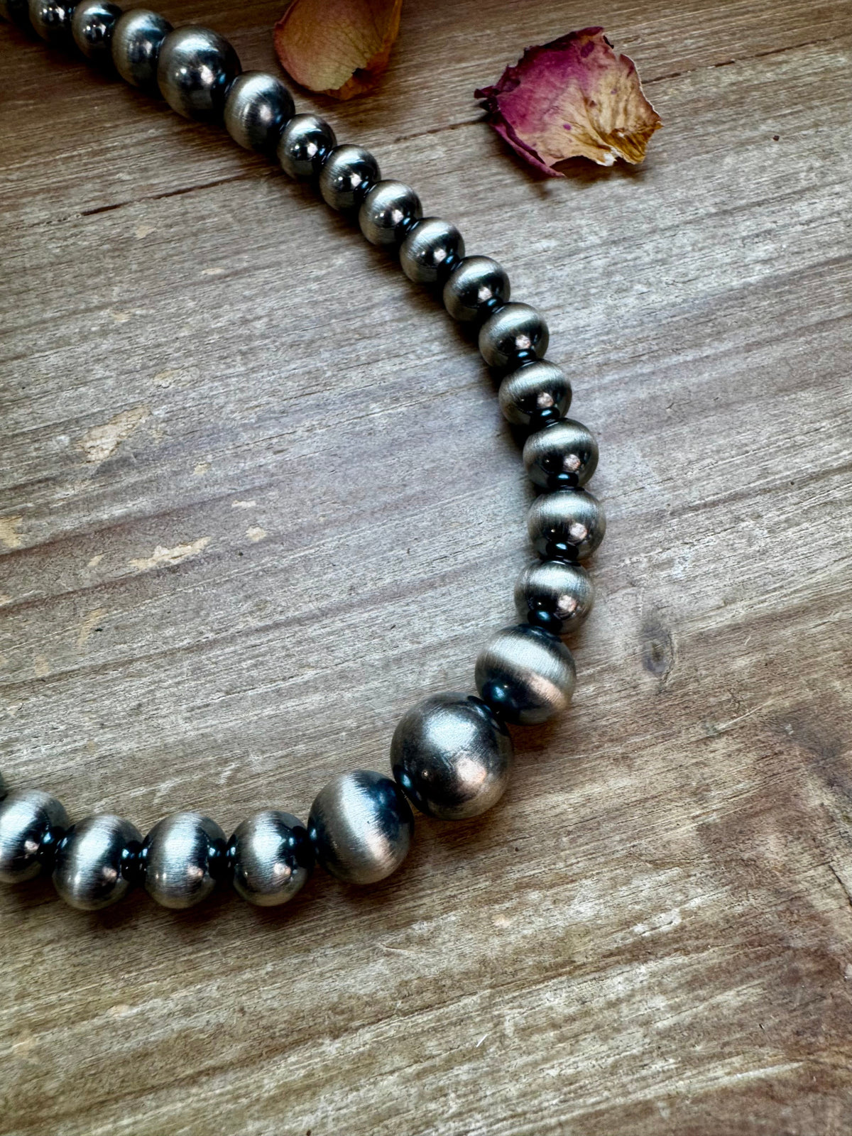 20 1/2 inch graduated 10 to 14 mm Sterling Silver Pearls necklace — product photo.