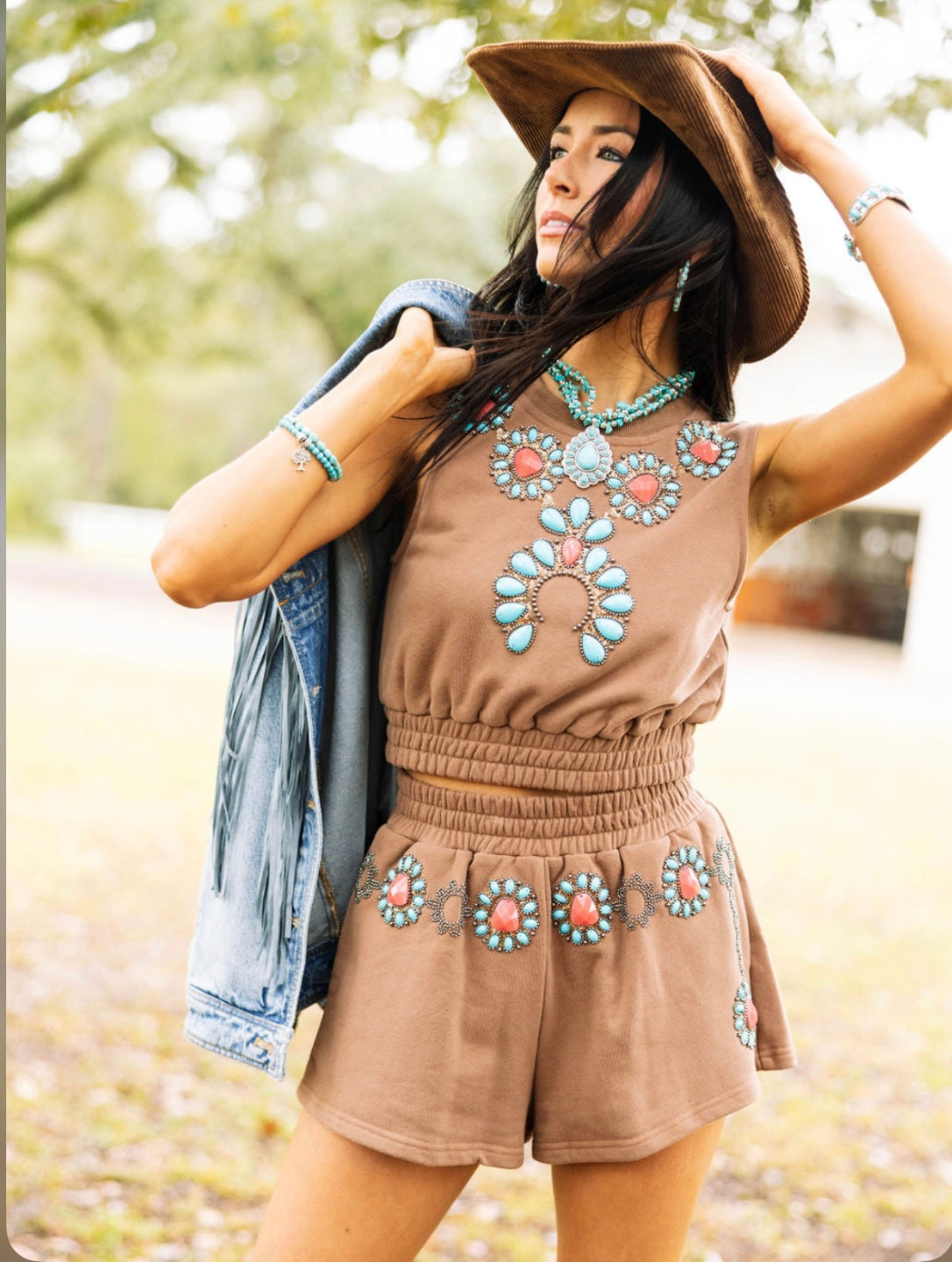 Queen of Sparkles Brown Turquoise Necklace Top