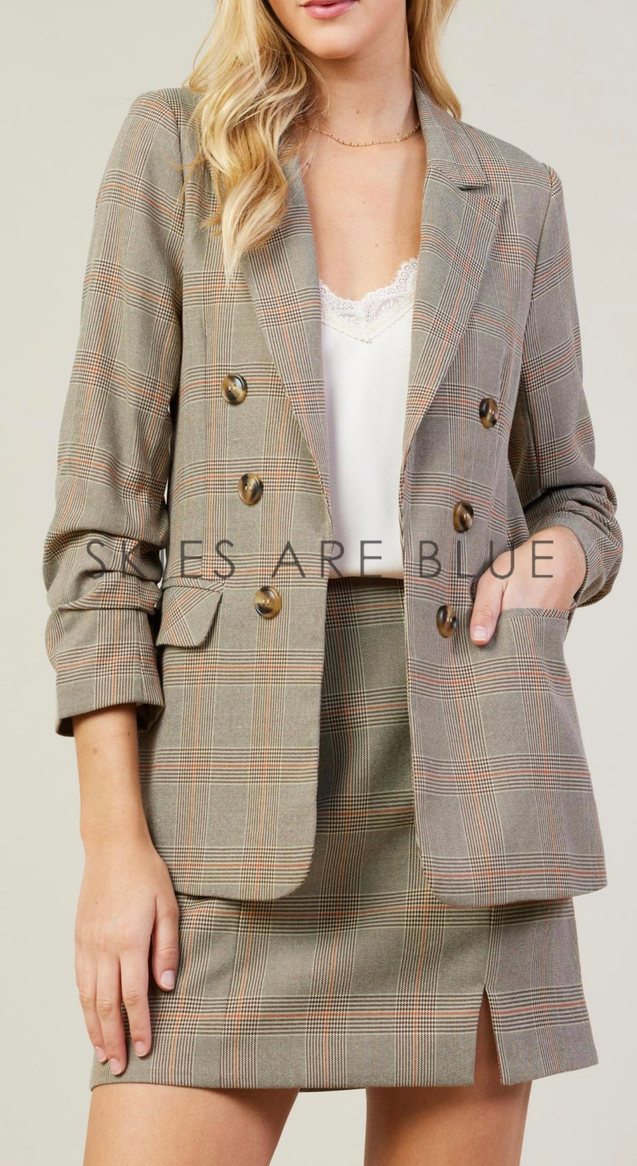 Brown plaid blazer by Skies Are Blue product image 2.